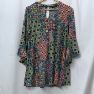 Women’s Annabelle Bell Sleeve Blouse Size Large EUC